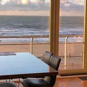 https://zeedijk98.ostend-hotel.net